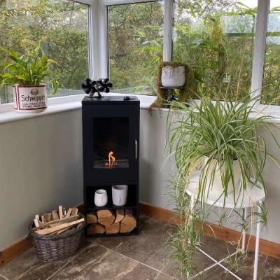 Cheyenne freestanding bioethanol fireplace in wood-burner stove style Cheyenne freestanding bioethanol fireplace in wood-burner stove style